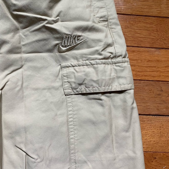 Nike cargo pants - Picture 2 of 3